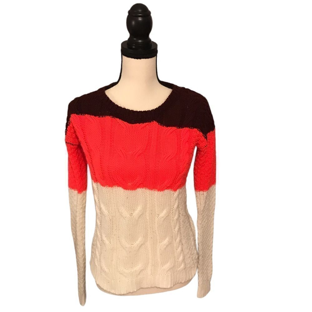 SO BRAND WOMEN’S SIZE XS SWEATER!